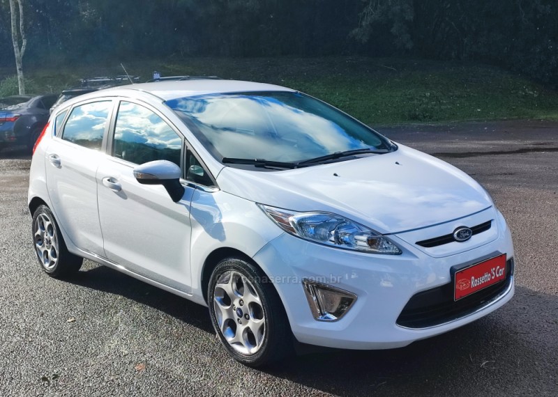 FIESTA 1.6 SE HATCH PLUS 16V FLEX 4P MANUAL - 2013 - FARROUPILHA