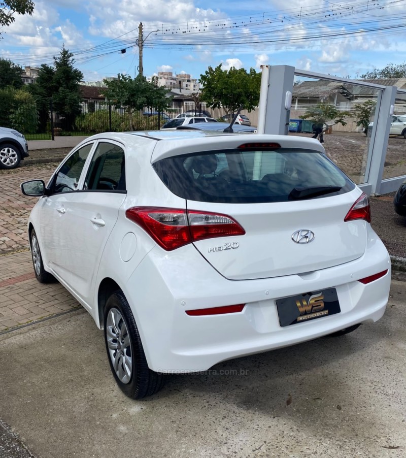 HB20 1.0 COMFORT PLUS 12V FLEX 4P MANUAL - 2018 - VENâNCIO AIRES