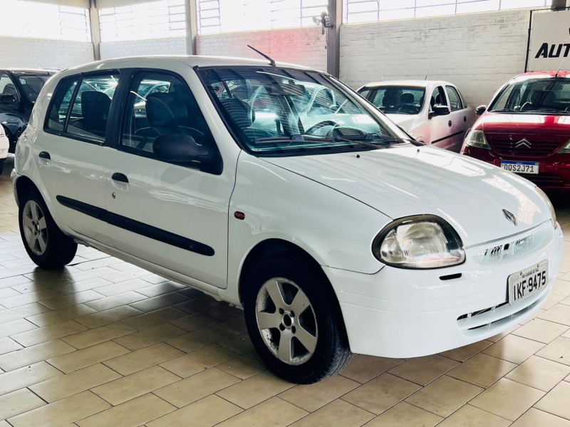 CLIO 1.0 RN 16V GASOLINA 4P MANUAL - 2002 - CAXIAS DO SUL