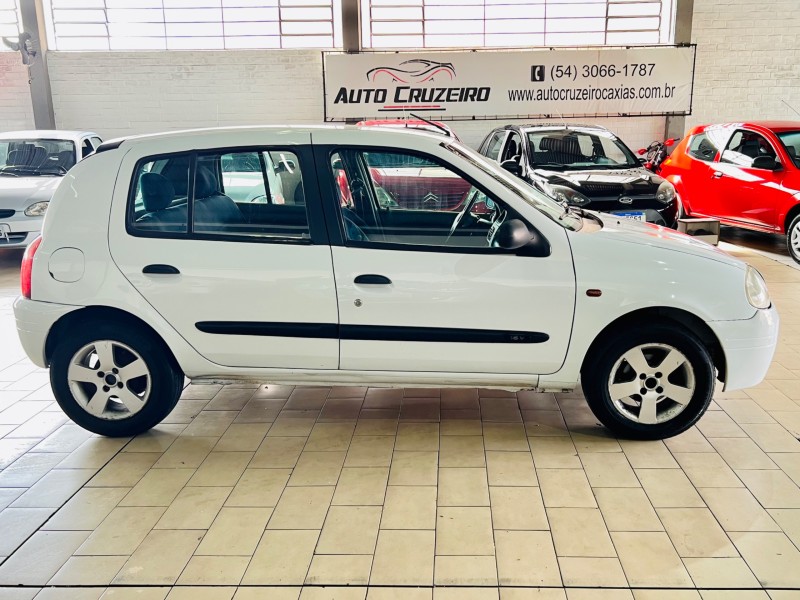 CLIO 1.0 RN 16V GASOLINA 4P MANUAL - 2002 - CAXIAS DO SUL