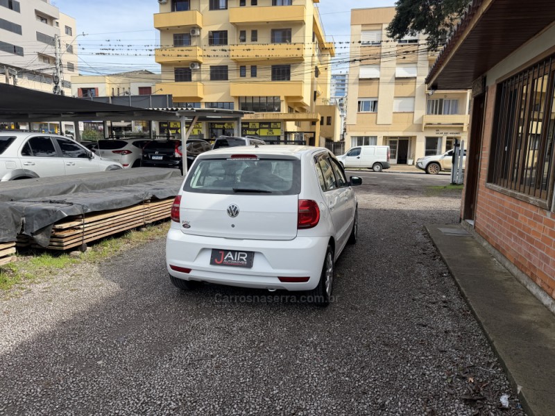 FOX 1.0 MI 8V FLEX 4P MANUAL - 2012 - GARIBALDI