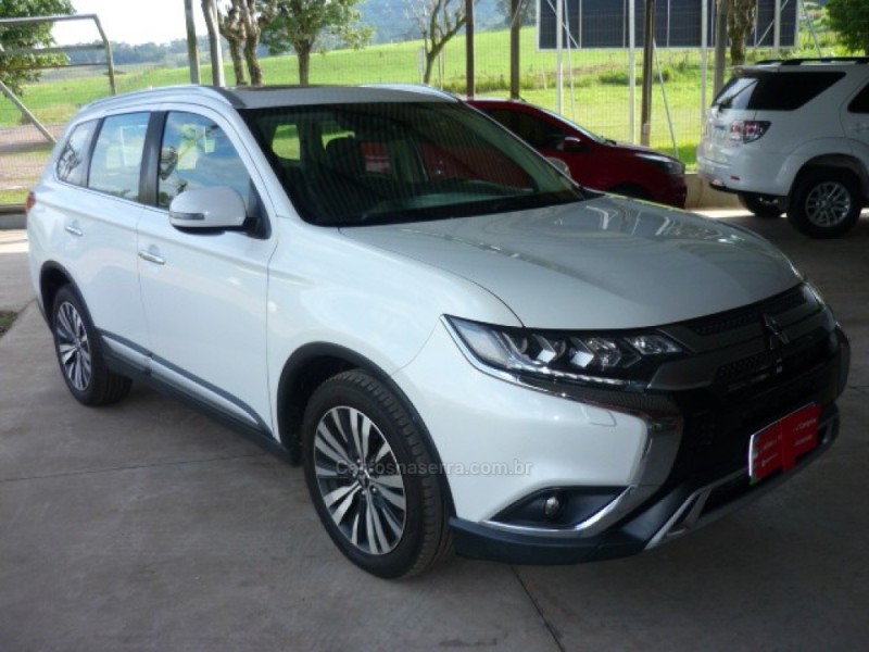 OUTLANDER 2.2 4X4 16V DIESEL 4P AUTOMÁTICO - 2019 - ARROIO DO MEIO