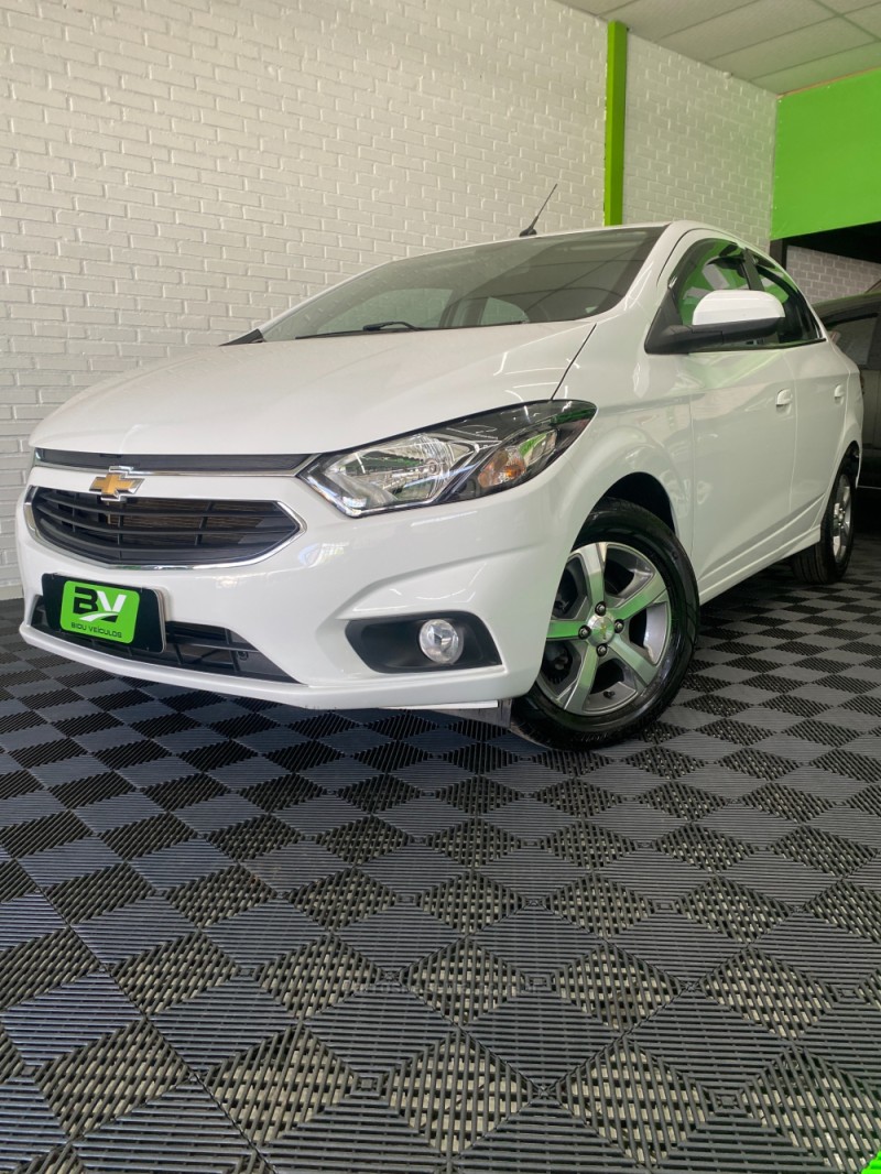 PRISMA 1.4 MPFI LTZ 8V FLEX 4P MANUAL - 2018 - VACARIA