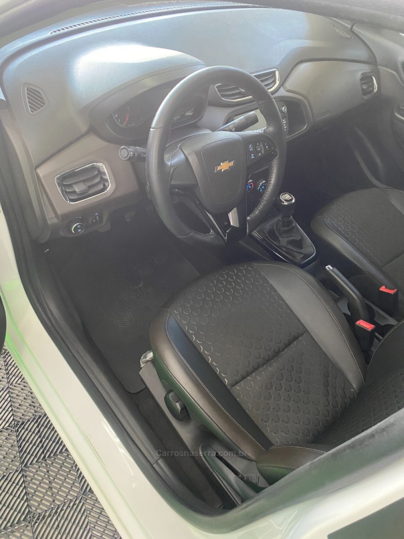 PRISMA 1.4 MPFI LTZ 8V FLEX 4P MANUAL - 2018 - VACARIA