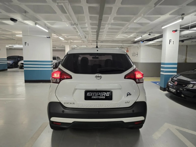 KICKS 1.6 16V FLEX SV LIMITED 4P AUTOMÁTICO - 2019 - PORTO ALEGRE