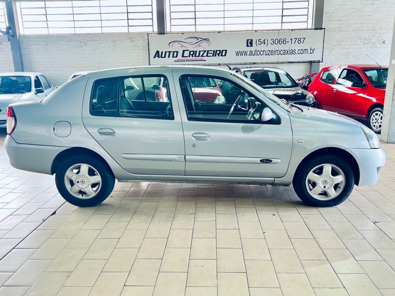 CLIO 1.6 PRIVILÉGE SEDAN 16V FLEX 4P MANUAL - 2008 - CAXIAS DO SUL