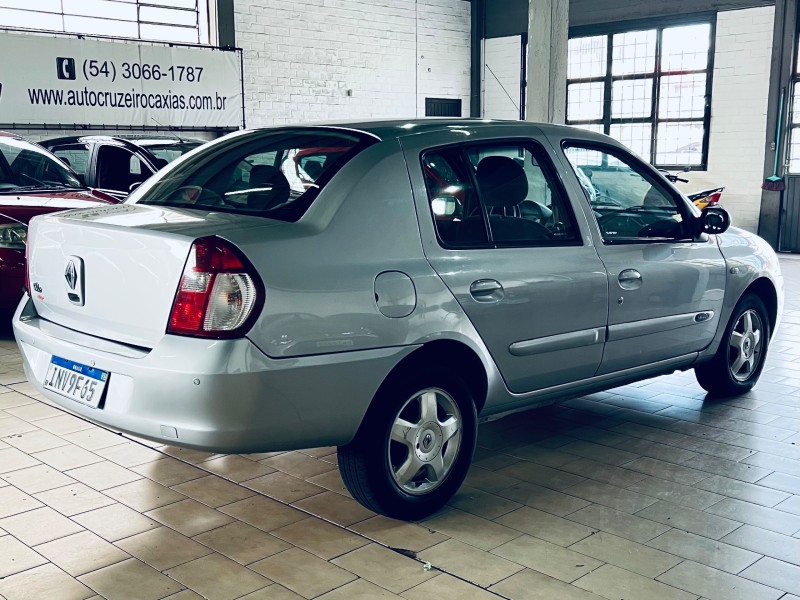 CLIO 1.6 PRIVILÉGE SEDAN 16V FLEX 4P MANUAL - 2008 - CAXIAS DO SUL