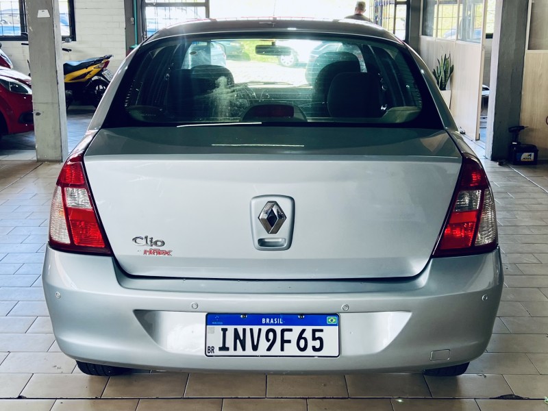 CLIO 1.6 PRIVILÉGE SEDAN 16V FLEX 4P MANUAL - 2008 - CAXIAS DO SUL
