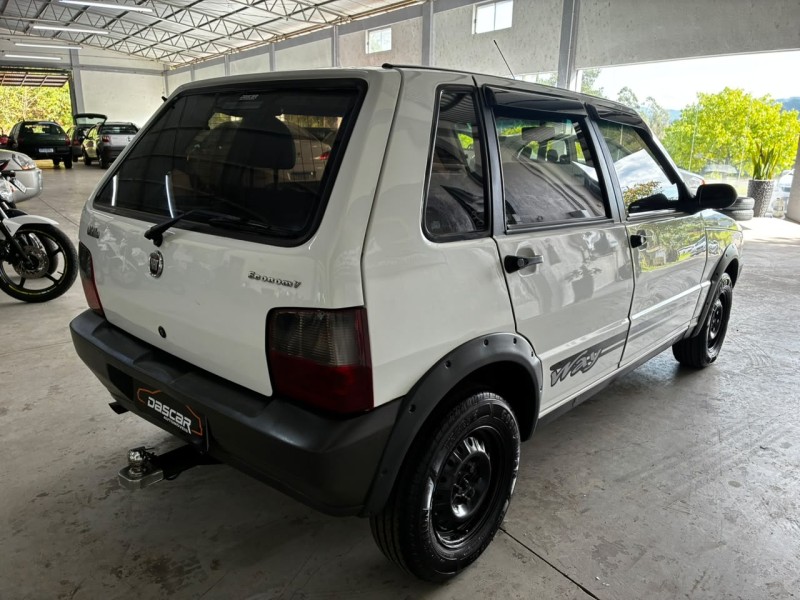 UNO 1.0 MPI MILLE WAY ECONOMY 8V FLEX 4P MANUAL - 2010 - BOM PRINCíPIO