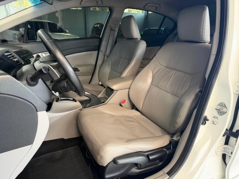 CIVIC 2.0 LXR 16V FLEX 4P AUTOMÁTICO - 2016 - CARLOS BARBOSA