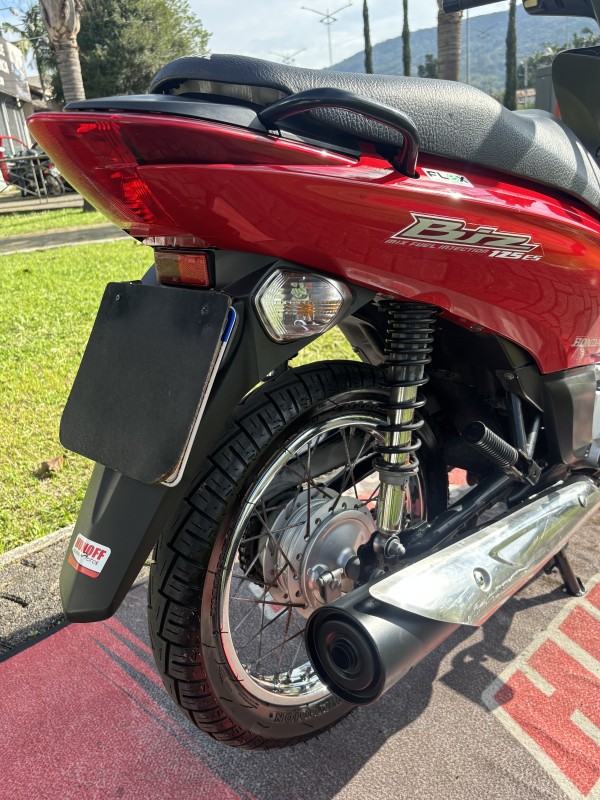 BIZ 125 ES - 2012 - FELIZ