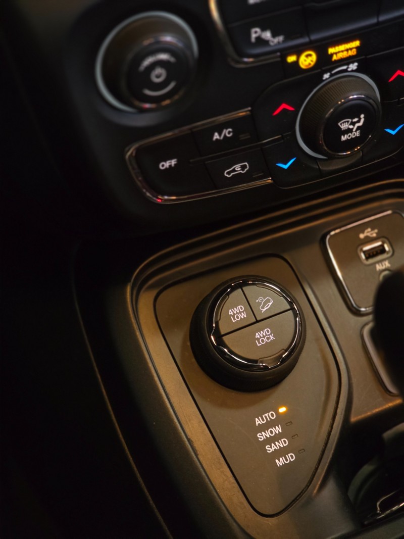 COMPASS 2.0 16V DIESEL LONGITUDE 4X4 AUTOMÁTICO - 2017 - CAXIAS DO SUL