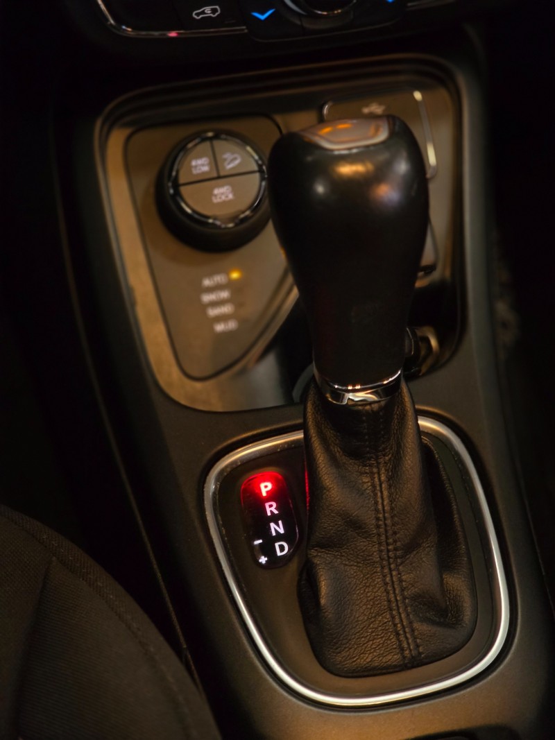 COMPASS 2.0 16V DIESEL LONGITUDE 4X4 AUTOMÁTICO - 2017 - CAXIAS DO SUL