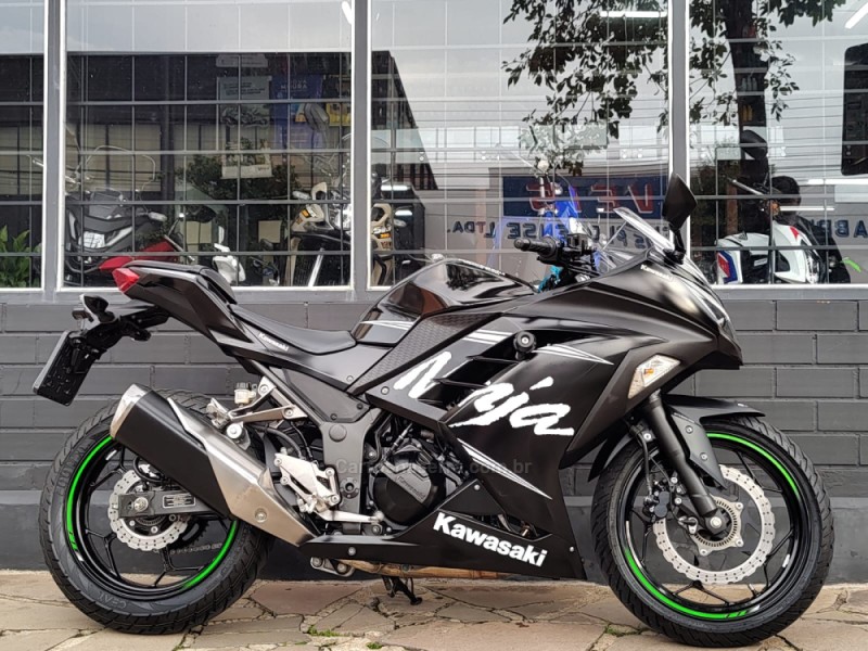 NINJA 300 ABS LIMITED EDITION - 2018 - FLORES DA CUNHA