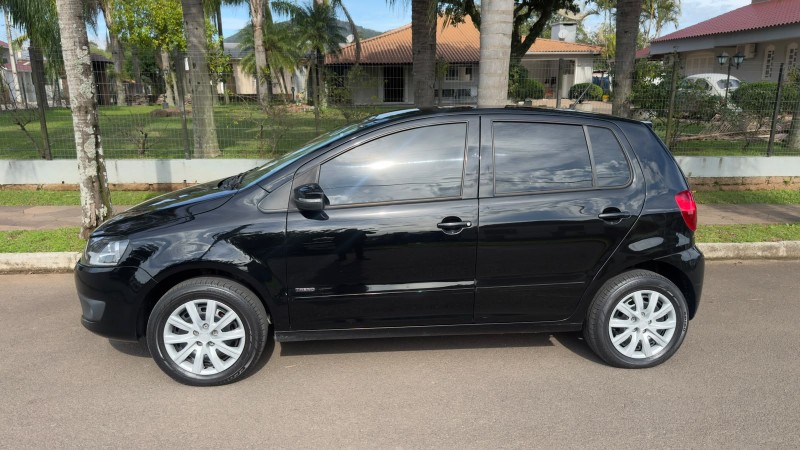 FOX 1.0 MI 8V FLEX 4P MANUAL - 2013 - FELIZ