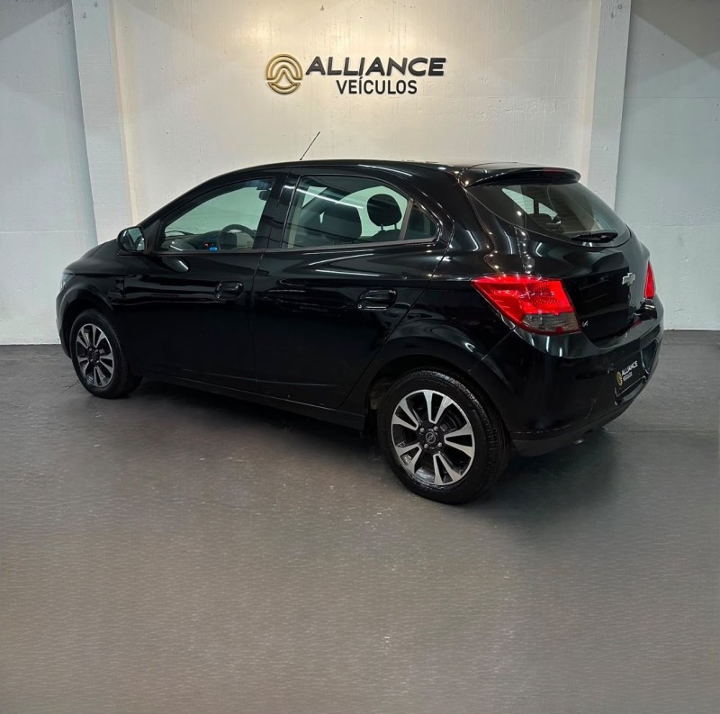 ONIX 1.4 MPFI LTZ 8V FLEX 4P MANUAL - 2013 - CAXIAS DO SUL