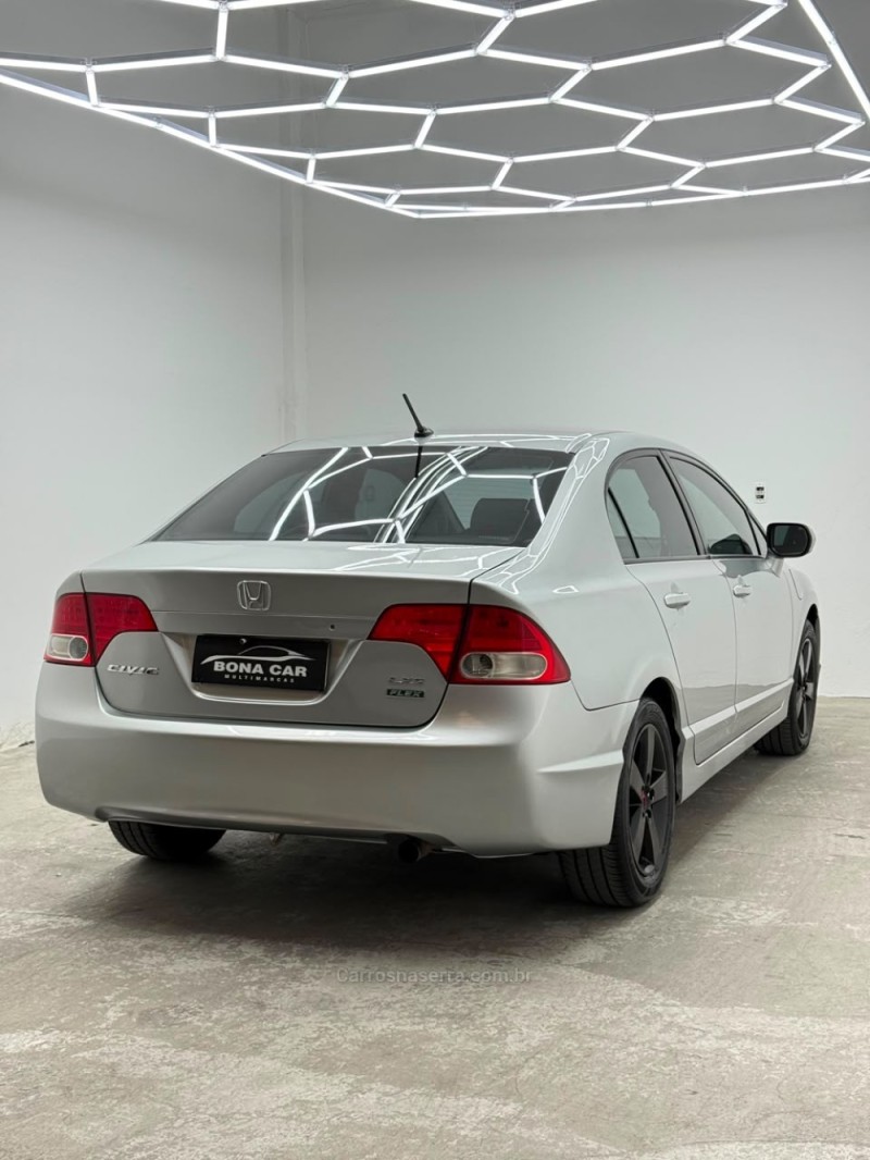 CIVIC 1.8 LXS 16V FLEX 4P AUTOMÁTICO - 2007 - CAXIAS DO SUL