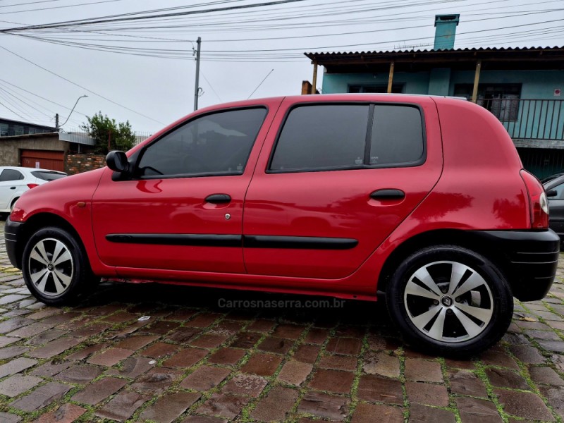 CLIO 1.0 RL 8V GASOLINA 4P MANUAL - 2003 - CAXIAS DO SUL
