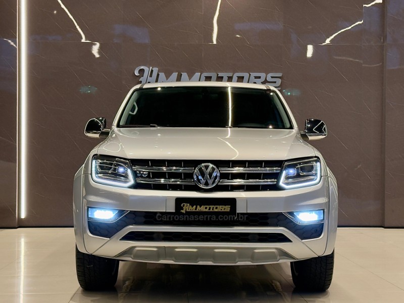AMAROK 3.0 V6 TDI HIGHLINE CD DIESEL 4MOTION AUTOMÁTICO - 2018 - CAXIAS DO SUL