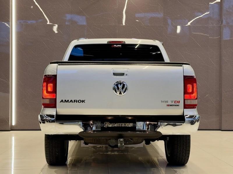 AMAROK 3.0 V6 TDI HIGHLINE CD DIESEL 4MOTION AUTOMÁTICO - 2018 - CAXIAS DO SUL