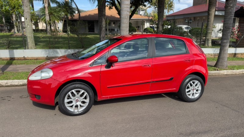 PUNTO 1.4 8V FLEX 4P MANUAL - 2011 - FELIZ