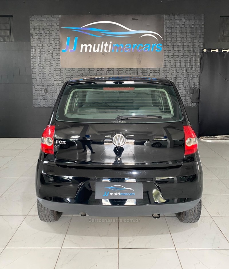 FOX 1.0 MI 8V FLEX 4P MANUAL - 2004 - CAXIAS DO SUL