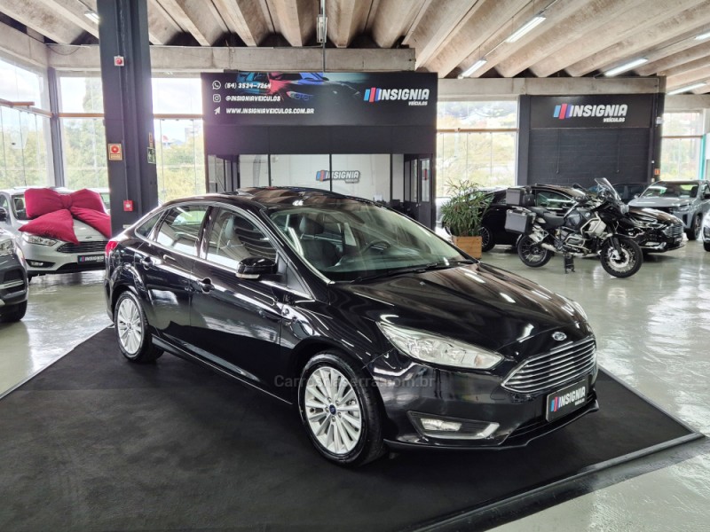 FOCUS 2.0 TITANIUM FASTBACK 16V FLEX 4P AUTOMÁTICO - 2019 - CAXIAS DO SUL