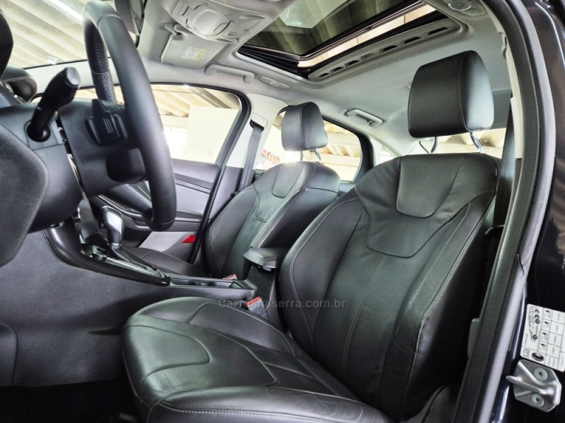 FOCUS 2.0 TITANIUM FASTBACK 16V FLEX 4P AUTOMÁTICO - 2019 - CAXIAS DO SUL