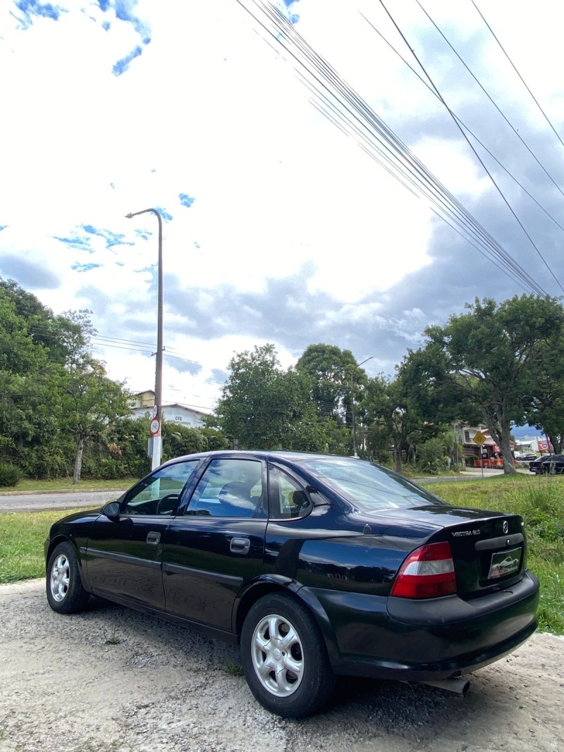 VECTRA 2.2 MPFI EXPRESSION 8V GASOLINA 4P MANUAL - 1998 - CAXIAS DO SUL