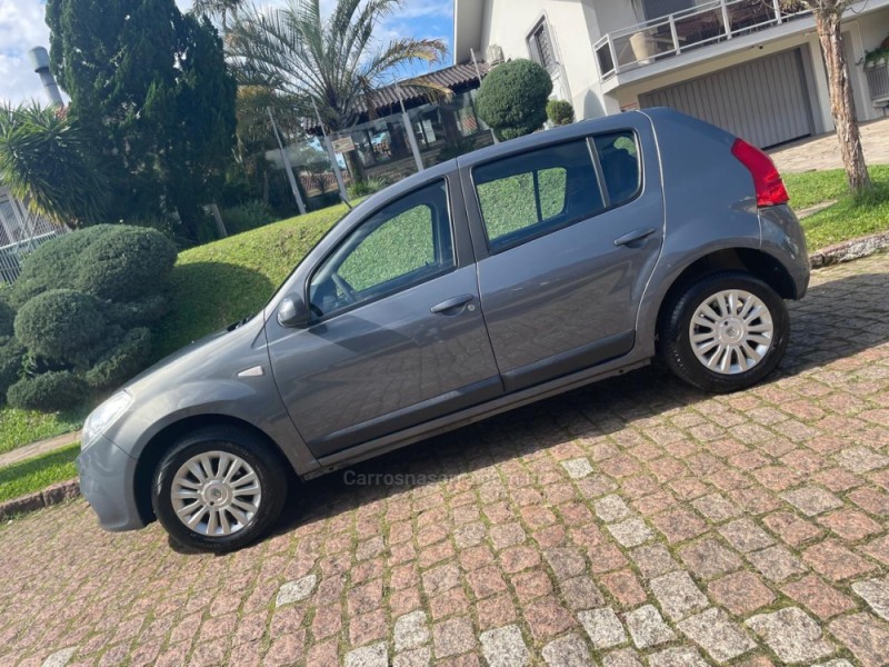 SANDERO 1.6 PRIVILÉGE 8V FLEX 4P MANUAL - 2013 - PORTO ALEGRE