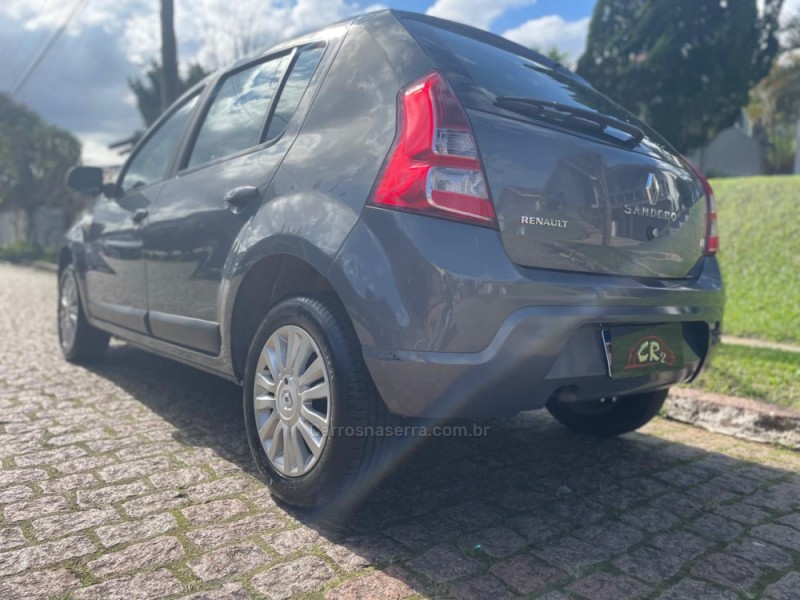 SANDERO 1.6 PRIVILÉGE 8V FLEX 4P MANUAL - 2013 - PORTO ALEGRE