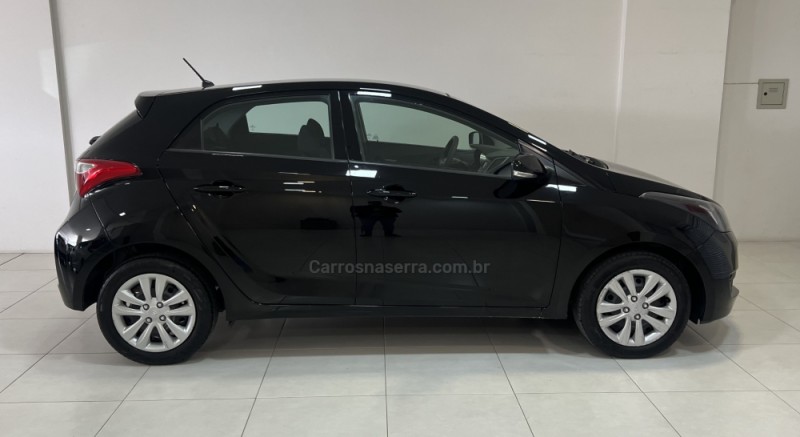 HB20 1.0 COMFORT STYLE 12V FLEX 4P MANUAL - 2017 - BENTO GONçALVES