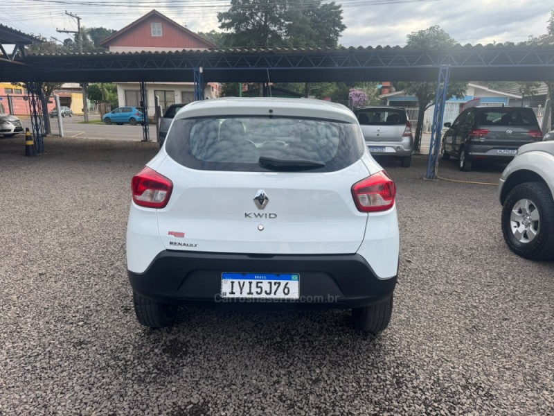 KWID 1.0 12V SCE FLEX INTENSE MANUAL - 2018 - IGREJINHA