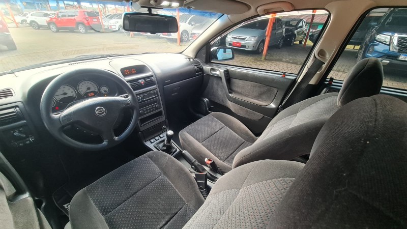 ASTRA 2.0 MPFI ADVANTAGE 8V FLEX 4P MANUAL - 2010 - CANELA
