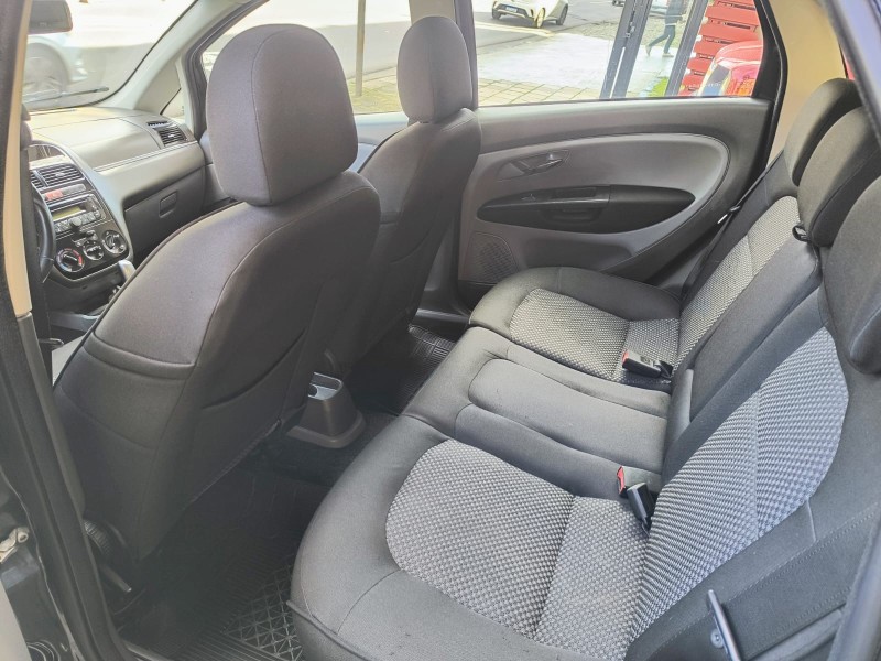 LINEA 1.8 ESSENCE 16V FLEX 4P AUTOMATIZADO - 2012 - CAXIAS DO SUL