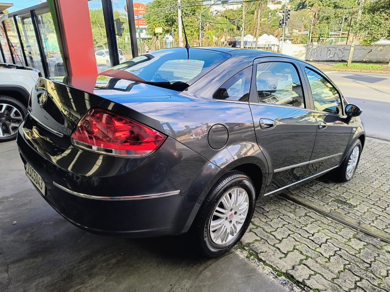 LINEA 1.8 ESSENCE 16V FLEX 4P AUTOMATIZADO - 2012 - CAXIAS DO SUL