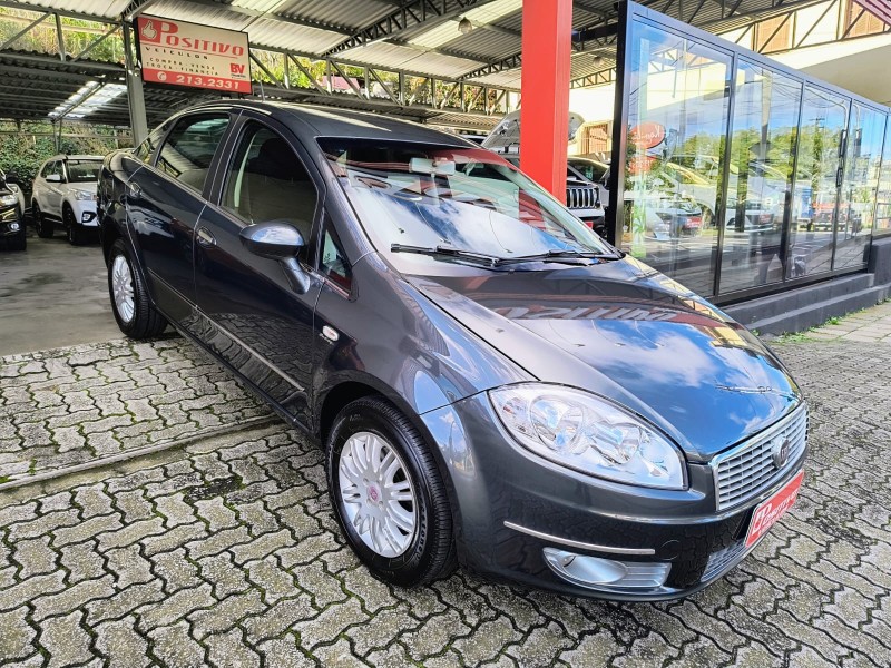 linea 1.8 essence 16v flex 4p automatizado 2012 caxias do sul