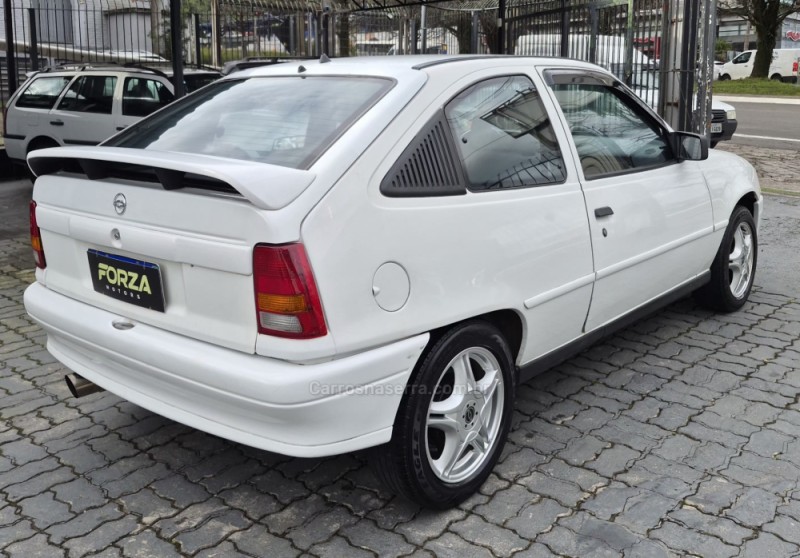 KADETT 2.0 EFI SPORT 8V GASOLINA 2P MANUAL - 1997 - CAXIAS DO SUL