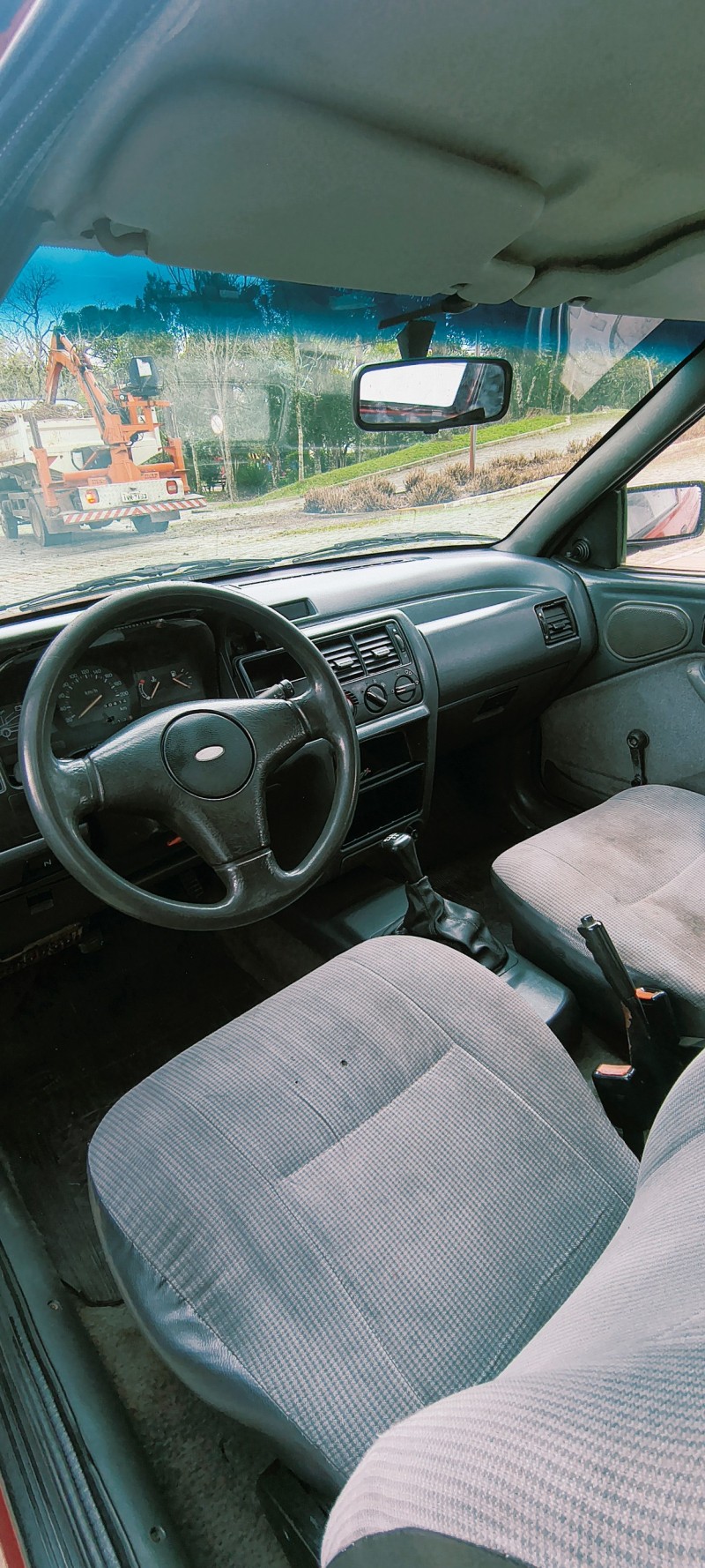 ESCORT 1.6 GL 8V GASOLINA 2P MANUAL - 1993 - FARROUPILHA