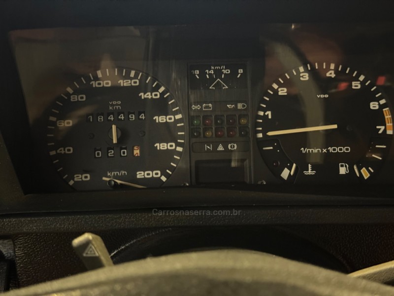 PASSAT 1.6 LSE 8V GASOLINA 4P MANUAL - 1986 - FARROUPILHA