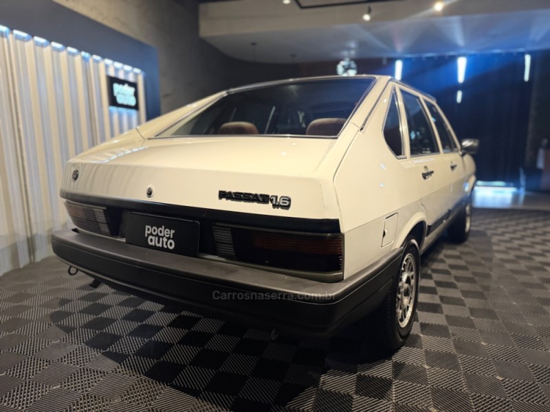 PASSAT 1.6 LSE 8V GASOLINA 4P MANUAL - 1986 - FARROUPILHA