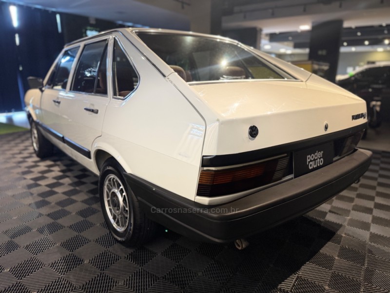 PASSAT 1.6 LSE 8V GASOLINA 4P MANUAL - 1986 - FARROUPILHA