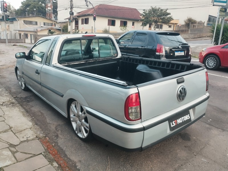 SAVEIRO 1.8 MI FUN CS 8V GASOLINA 2P MANUAL G.III - 2002 - CAXIAS DO SUL