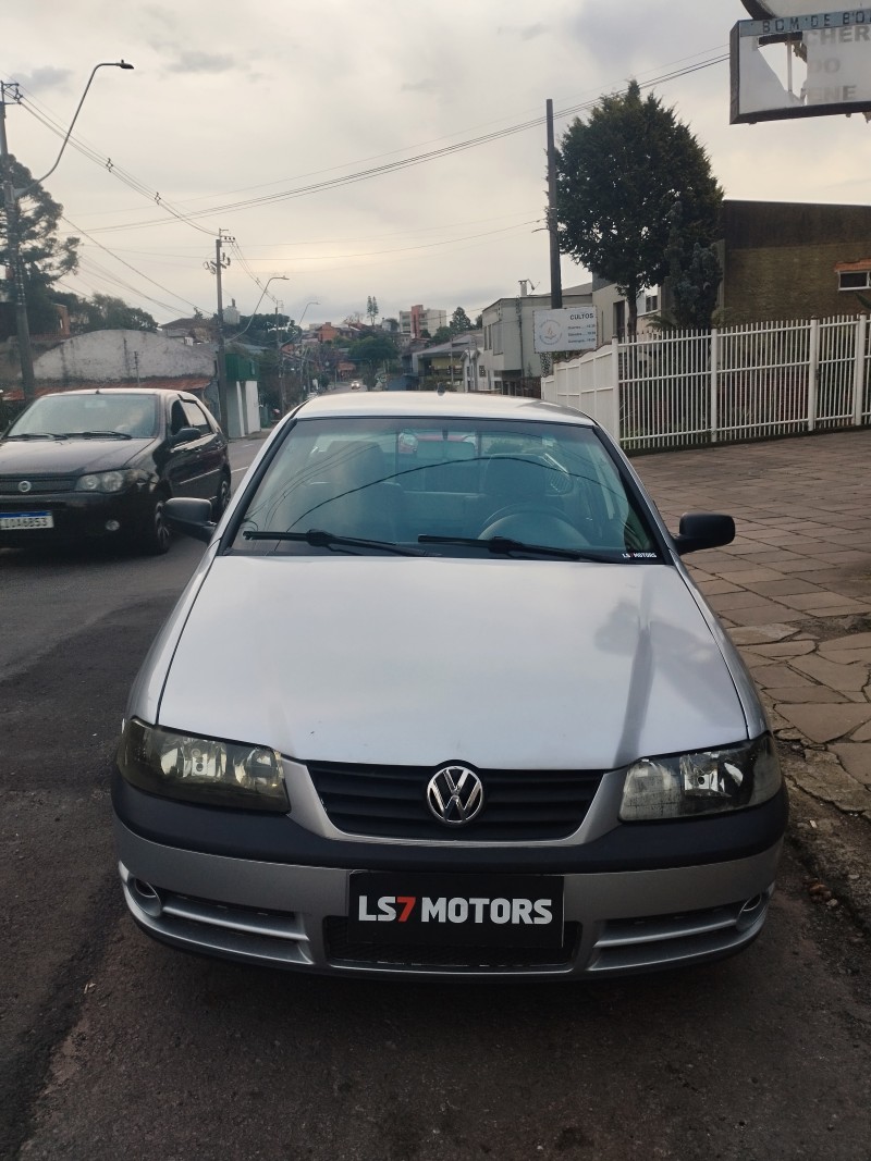 SAVEIRO 1.8 MI FUN CS 8V GASOLINA 2P MANUAL G.III - 2002 - CAXIAS DO SUL