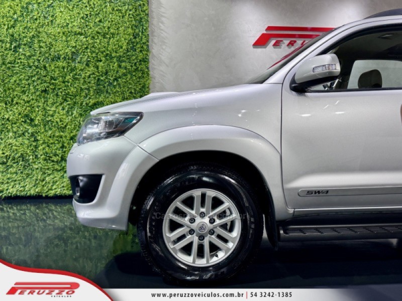 HILUX SW4 3.0 SRV 4X4 16V TURBO INTERCOOLER DIESEL 4P AUTOMÁTICO - 2013 - NOVA PRATA