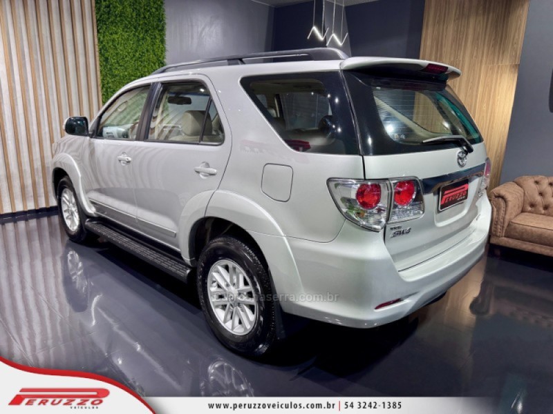 HILUX SW4 3.0 SRV 4X4 16V TURBO INTERCOOLER DIESEL 4P AUTOMÁTICO - 2013 - NOVA PRATA