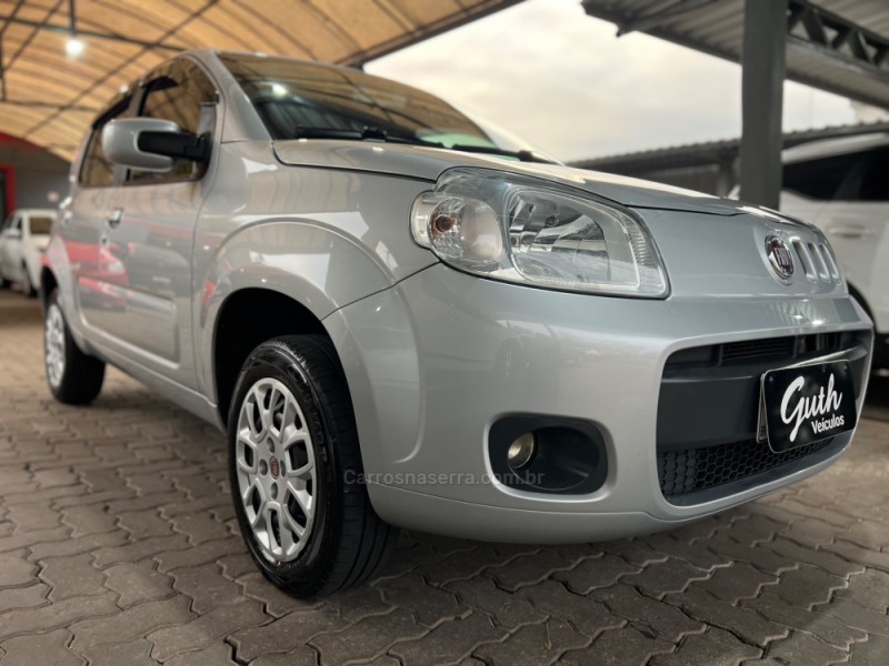UNO 1.0 EVO VIVACE 8V FLEX 4P MANUAL - 2013 - BOM PRINCíPIO