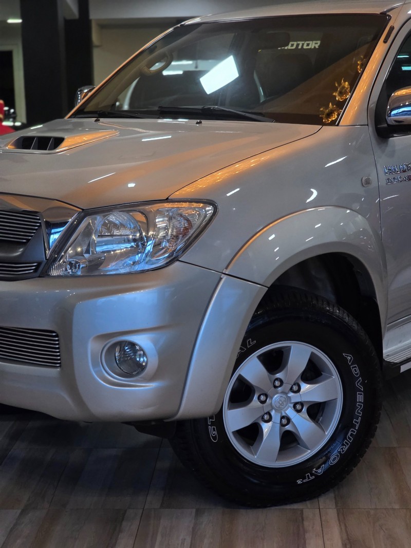 HILUX 3.0 SRV 4X4 CD 16V TURBO INTERCOOLER DIESEL 4P AUTOMÁTICO - 2011 - CAXIAS DO SUL