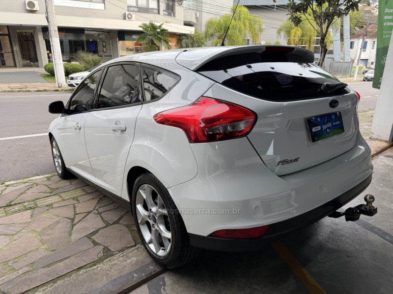 FOCUS 1.6 SE PLUS 16V FLEX 4P MANUAL - 2016 - BENTO GONçALVES