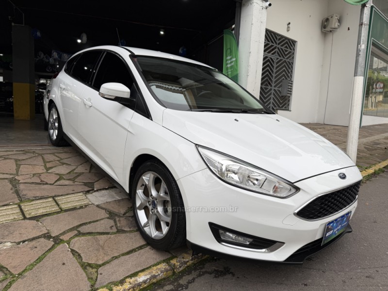 FOCUS 1.6 SE PLUS 16V FLEX 4P MANUAL - 2016 - BENTO GONçALVES